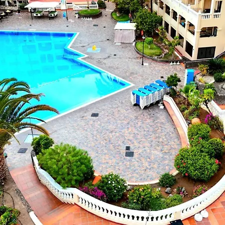 Spacious 3-bedroom Apartment, Ac, Priv Parking, Heated Pool & Ocean View In Castle Harbour, Arona Daire